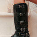 Stivali biker alti con fibbie