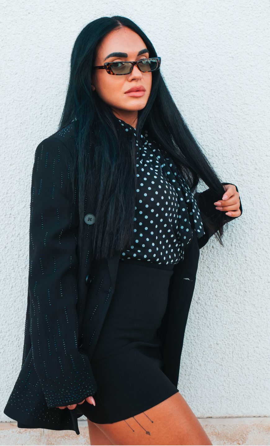 Blazer nero con strass luminosi