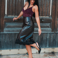 Gonna midi nera effetto satin con pizzo